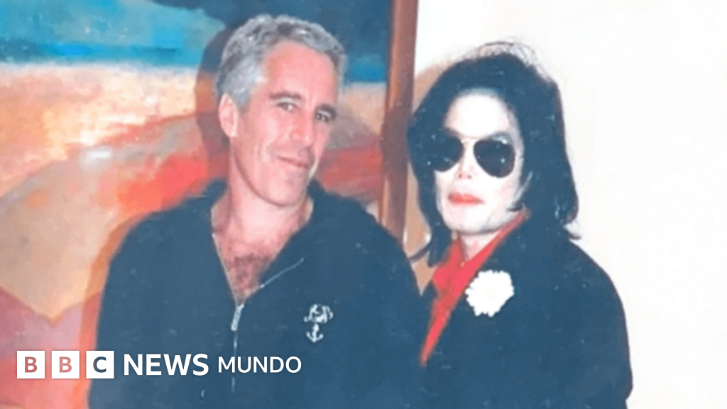 El Departamento de Justicia de EE.UU. inicia la divulgación de miles de documentos y fotos de los archivos de Jeffrey Epstein.