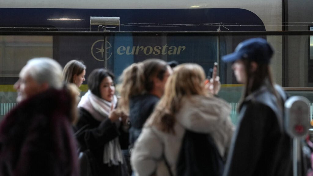 Eurostar Restarts Operations in Channel Tunnel After Halting All Train Services
