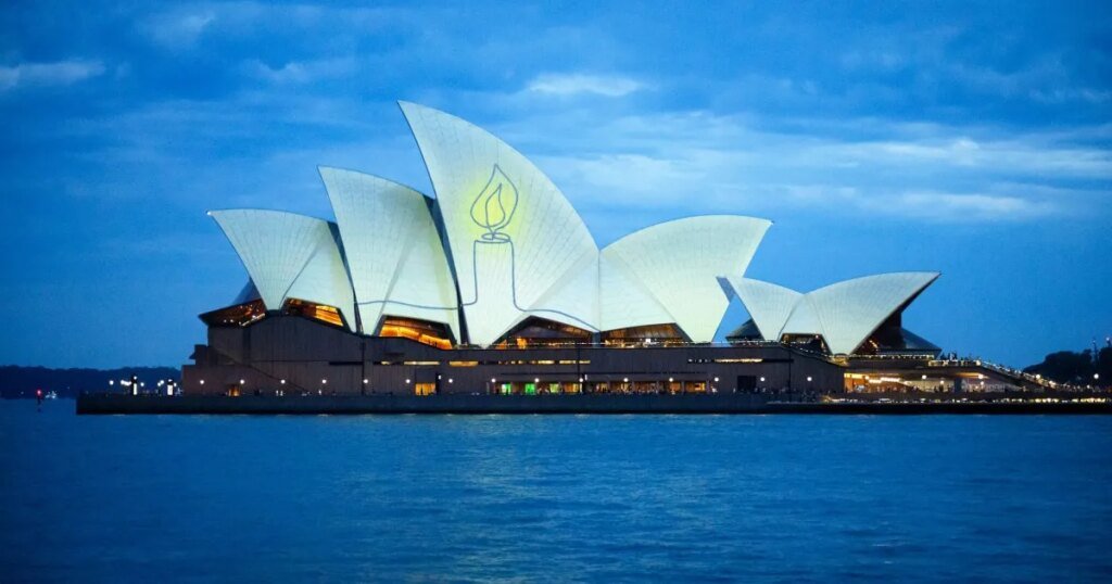 Families of Bondi victims call for investigation into anti-Semitism in Australia