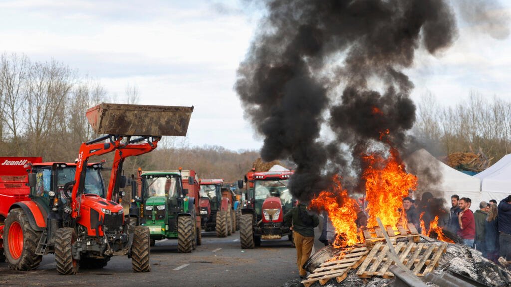 French authorities caution farmers about potential Christmas blockades related to cattle slaughter.