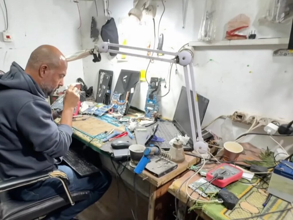 Gaza’s tech professionals develop software amid destruction as conflict with Israel devastates digital infrastructure.