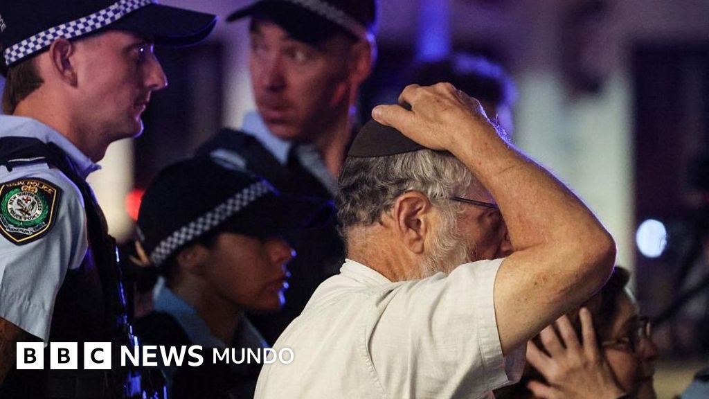 Identidad de los agresores y otras 3 interrogantes sobre la masacre de 15 individuos en la playa Bondi Beach de Australia.