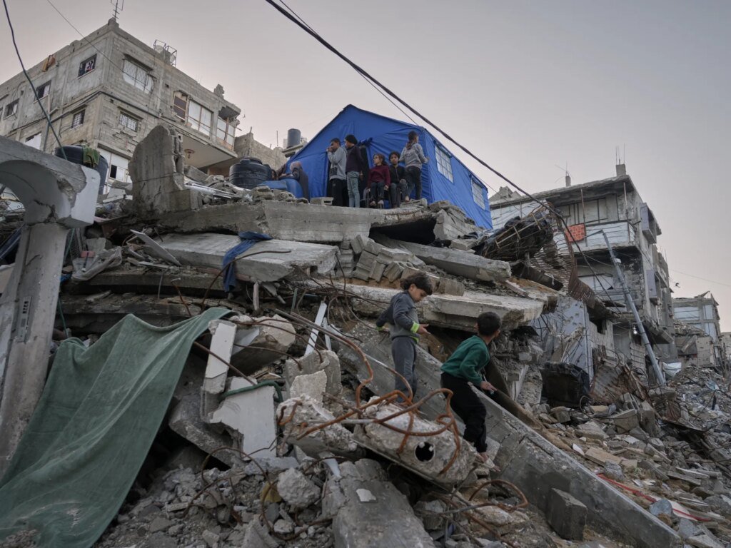 Israeli troops injure and kill Palestinians as Netanyahu warns of Hamas repercussions.