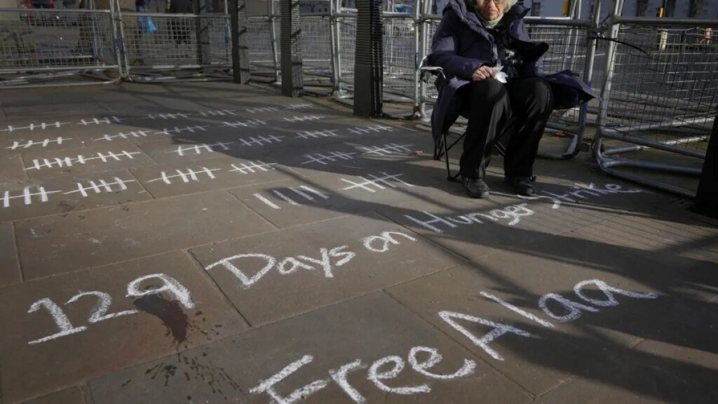 Keir Starmer announces return of Egyptian-British activist Alaa Abd El-Fattah to the UK