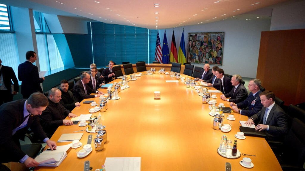 Live: Resumption of Discussions Between Ukrainian and US Officials Scheduled for Monday