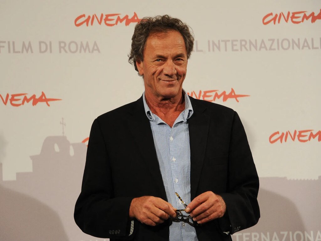 Palestinian actor and director Mohammad Bakri passes away at the age of 72.