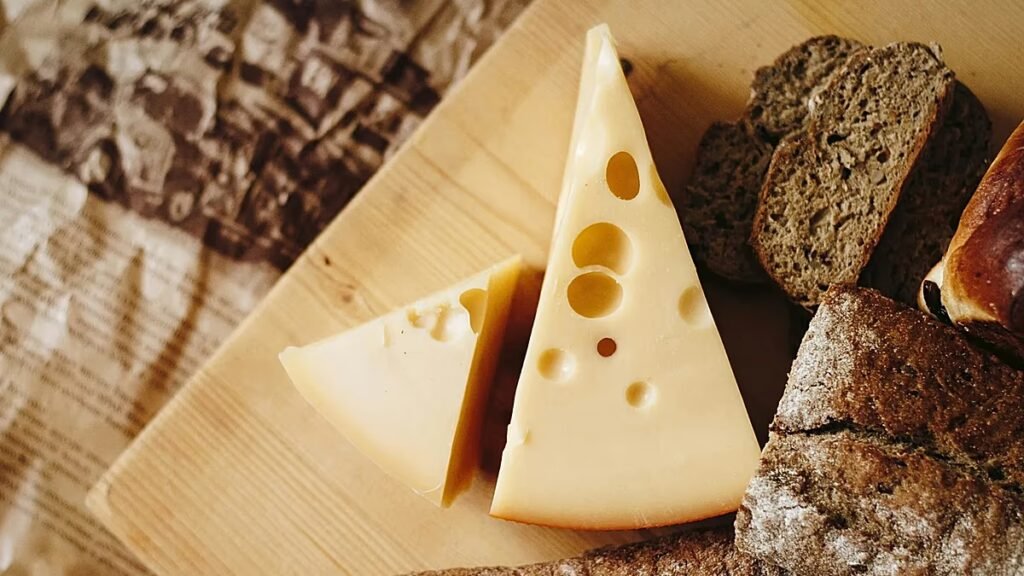 Swedish Study Reveals Association Between Full-Fat Cheese and Cream Consumption and Reduced Dementia Risk