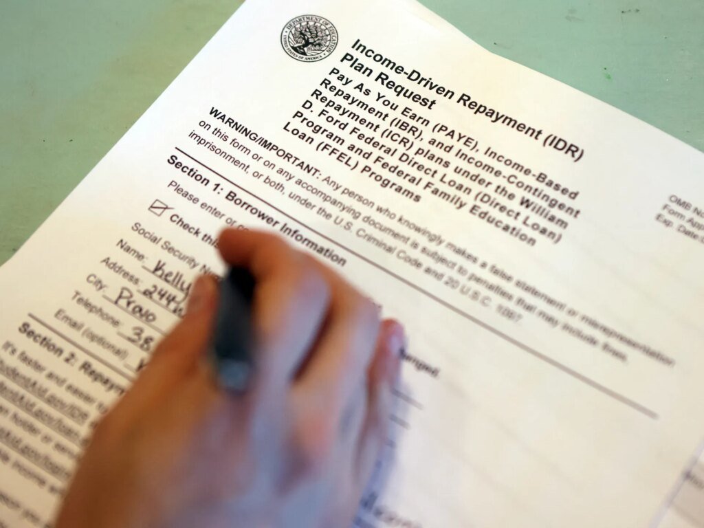 Trump Administration to Reinitiate Wage Garnishment for Student Loan Defaulters