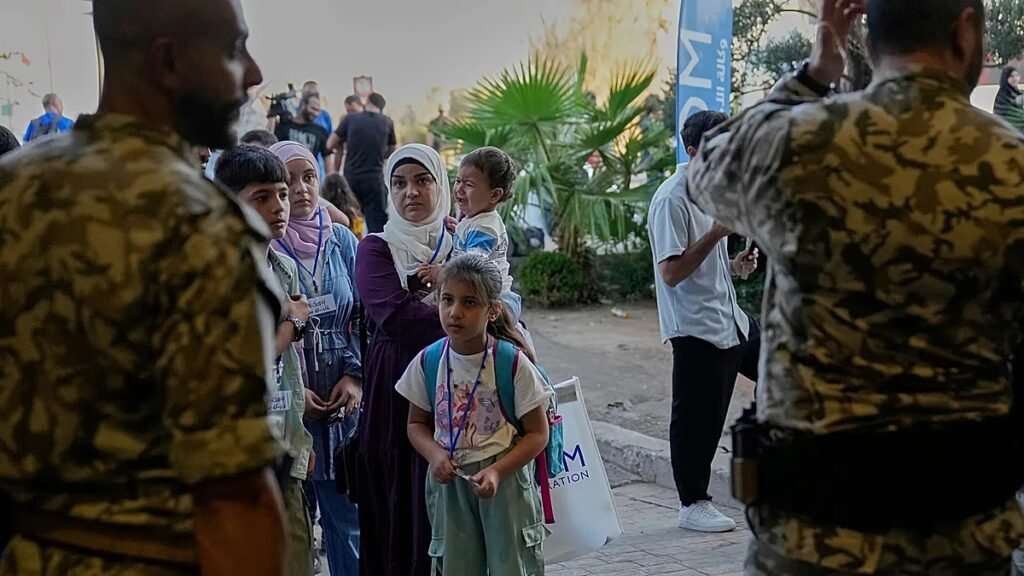 UNHCR Official Suggests Lifting US Sanctions on Syria Might Encourage Refugees to Return