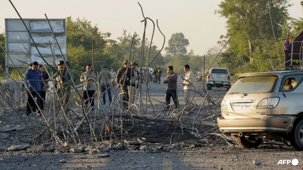 Vivian Balakrishnan to participate in exclusive ASEAN meeting in Kuala Lumpur regarding Thai-Cambodian border dispute.