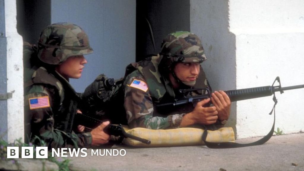 ¿En qué se asemeja la estrategia de Trump hacia Venezuela a la invasión de Panamá de 1989?