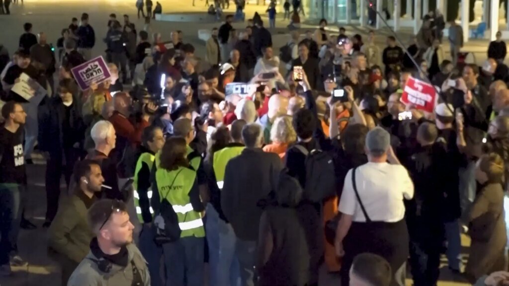 Scores arrested in Tel Aviv as anti-war demonstration escalates into violence.