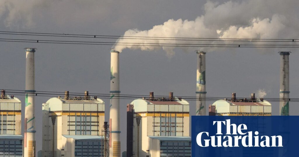 Asia accelerates the use of polluting fuels to address energy shortages caused by the Iran conflict.