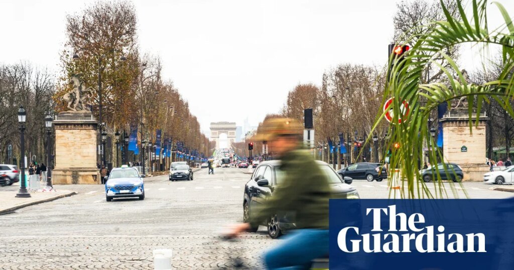 How Paris Replaced Cars with Bicycles and Revamped Its Streets
