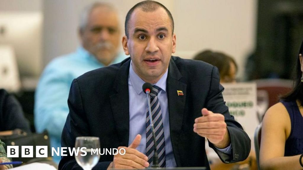 Quién es Larry Devoe, el flamante fiscal general de Venezuela (y el polémico legado de su predecesor, Tarek William Saab)