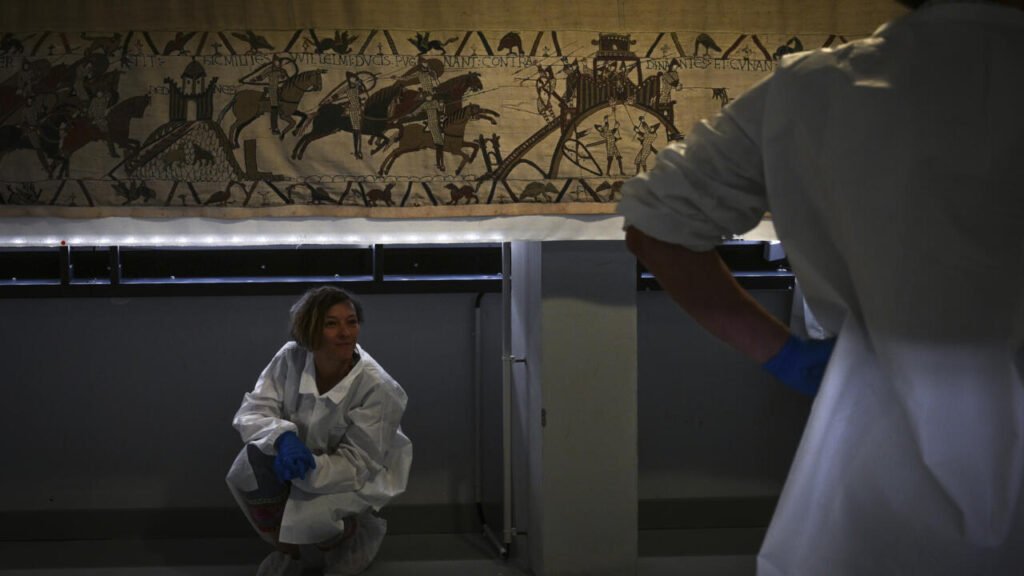 Macron Visits Britain for the Unveiling of the Bayeux Tapestry at a Historic Exhibition