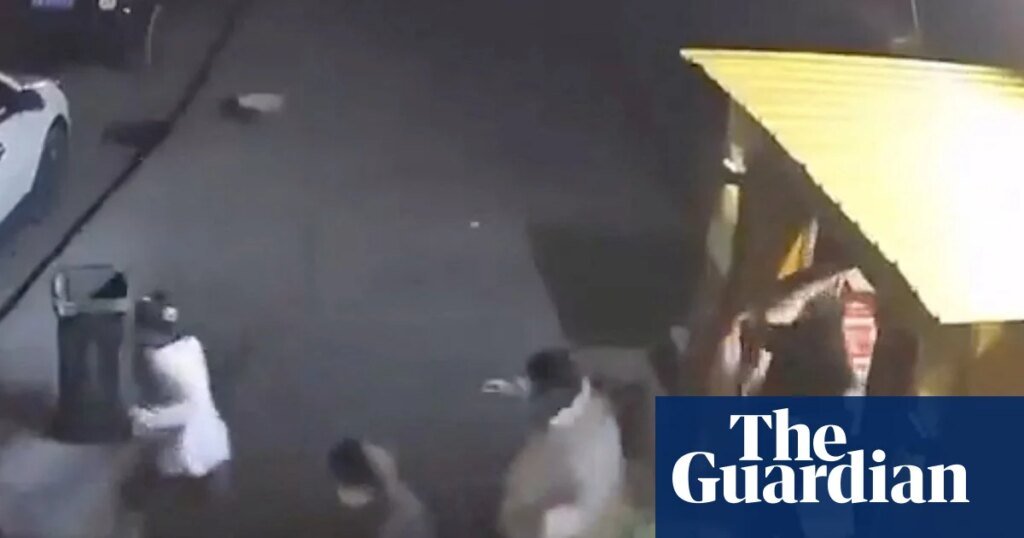 Residents flee structure in Tibet following a strong earthquake – watch video.